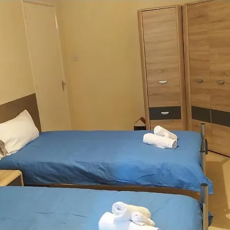 Sea View 2 Bedroom * מרססקלה