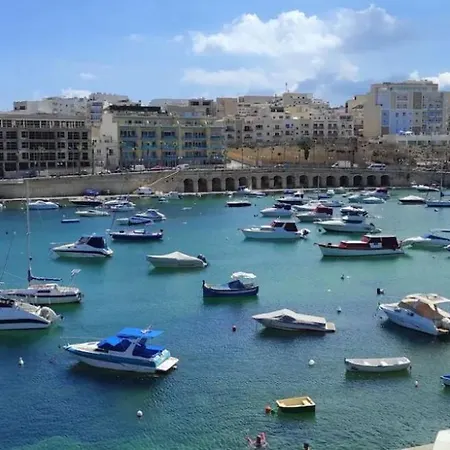 Sea View 2 Bedroom דירה מרססקלה