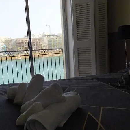 Apartman Sea View 2 Bedroom *