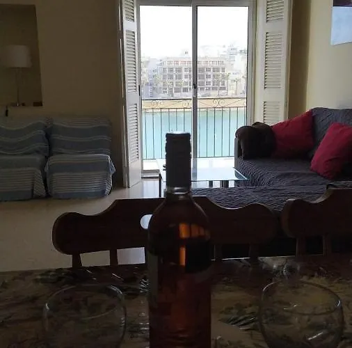 Sea View 2 Bedroom * Marsaskala