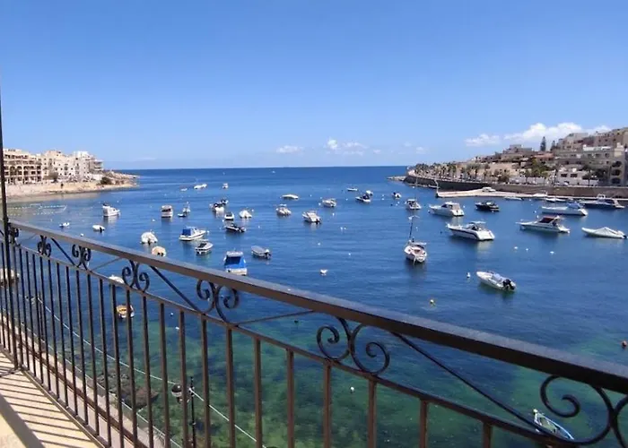 Sea View 2 Bedroom Apartment