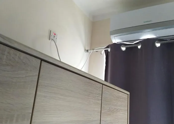 Sea View 2 Bedroom *