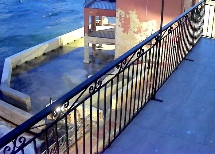 Sea View 2 Bedroom * Marsaskala